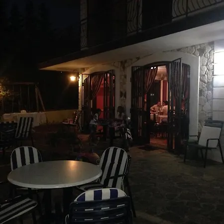 Πανσιόν Malandrino